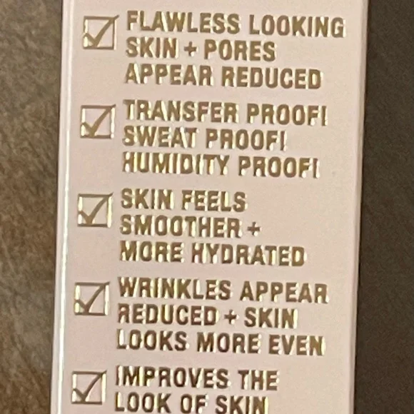 Charlotte Tilbury Airbrush Flawless Foundation - 14 Cool - Picture 3 of 4